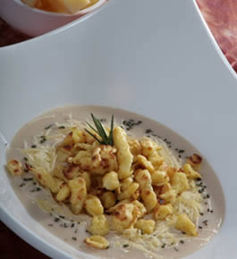 Spätzle à la crème de haricots blancs